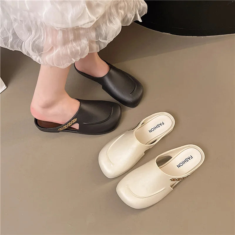 French bag head slippers women's summer wear flat bottom bag head pedal Muller skirt 2025 lazy new sandals